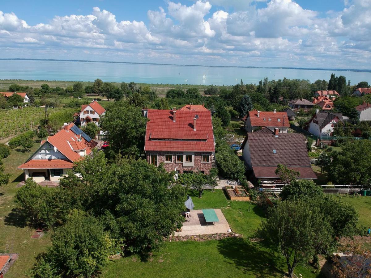 AlsóörsHello Balatonアパートメント エクステリア 写真